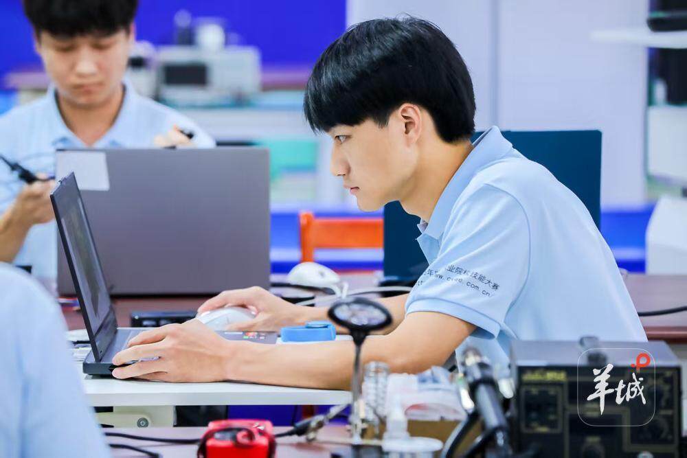 不仅填补了, 了一场精彩 不仅填补了, 了一场精彩