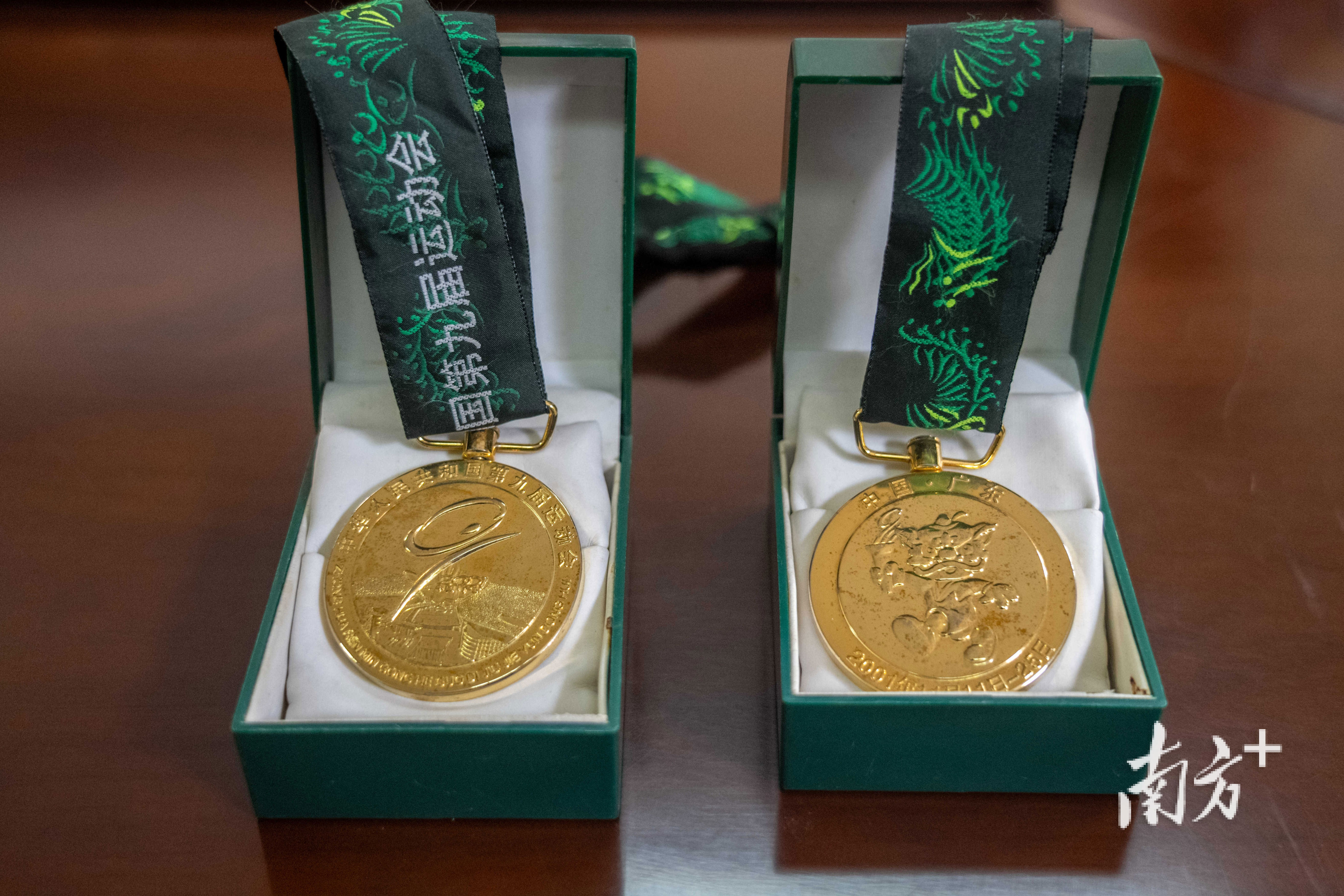 既有奥运金, 会的铜牌 既有奥运金, 会的铜牌