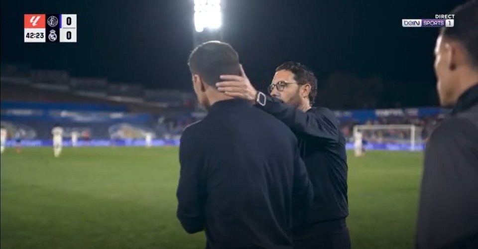 om, OT, 上半场结束 om, OT, 上半场结束